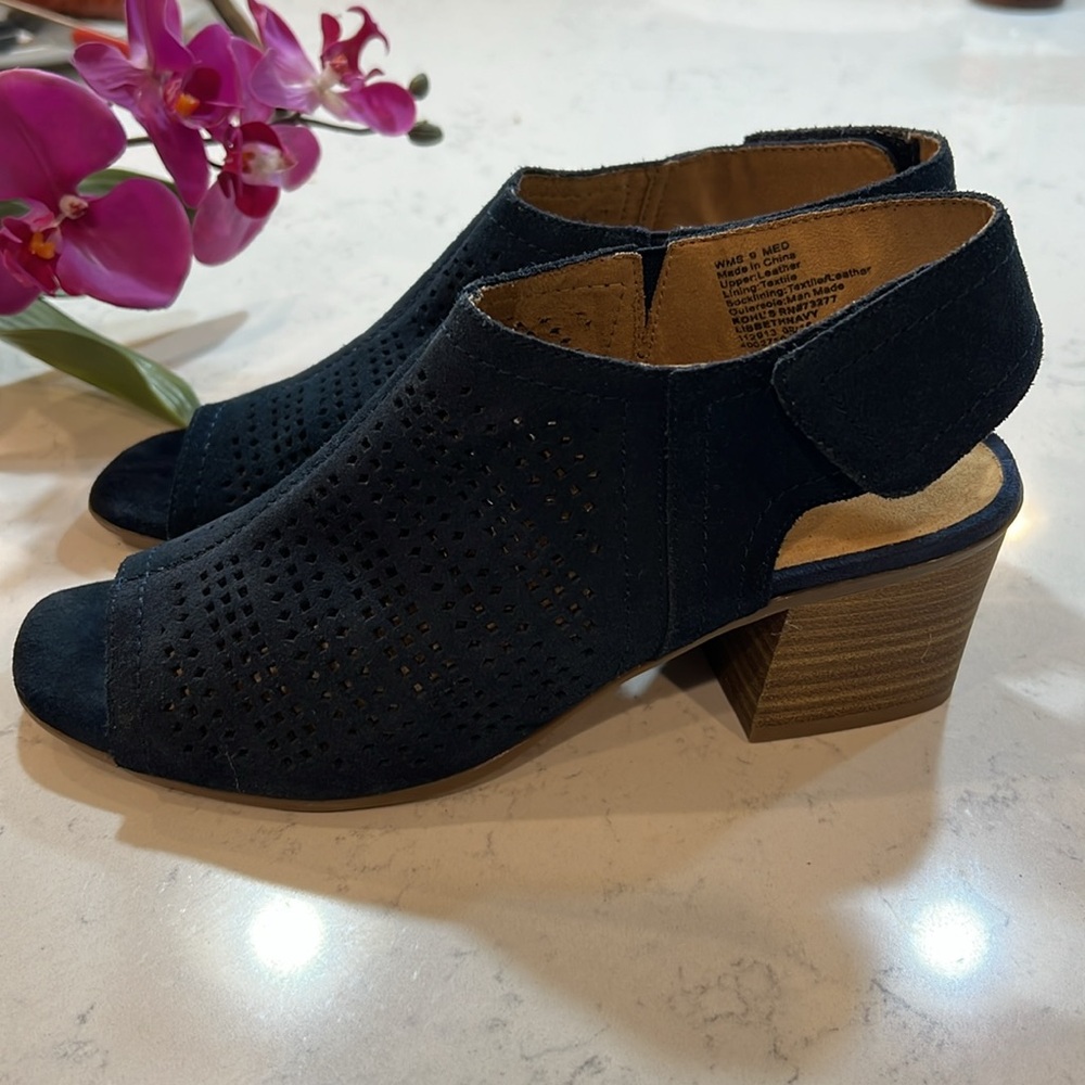 Sonoma Goods For Life® Suede Lizbeth Women's Ankle Boots Size 9